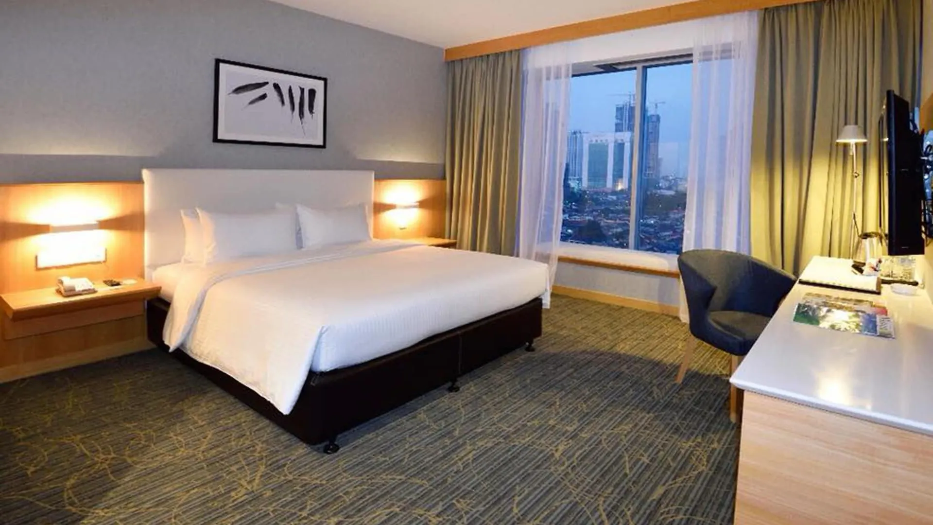 Holiday Villa Johor Bahru City Centre מלון