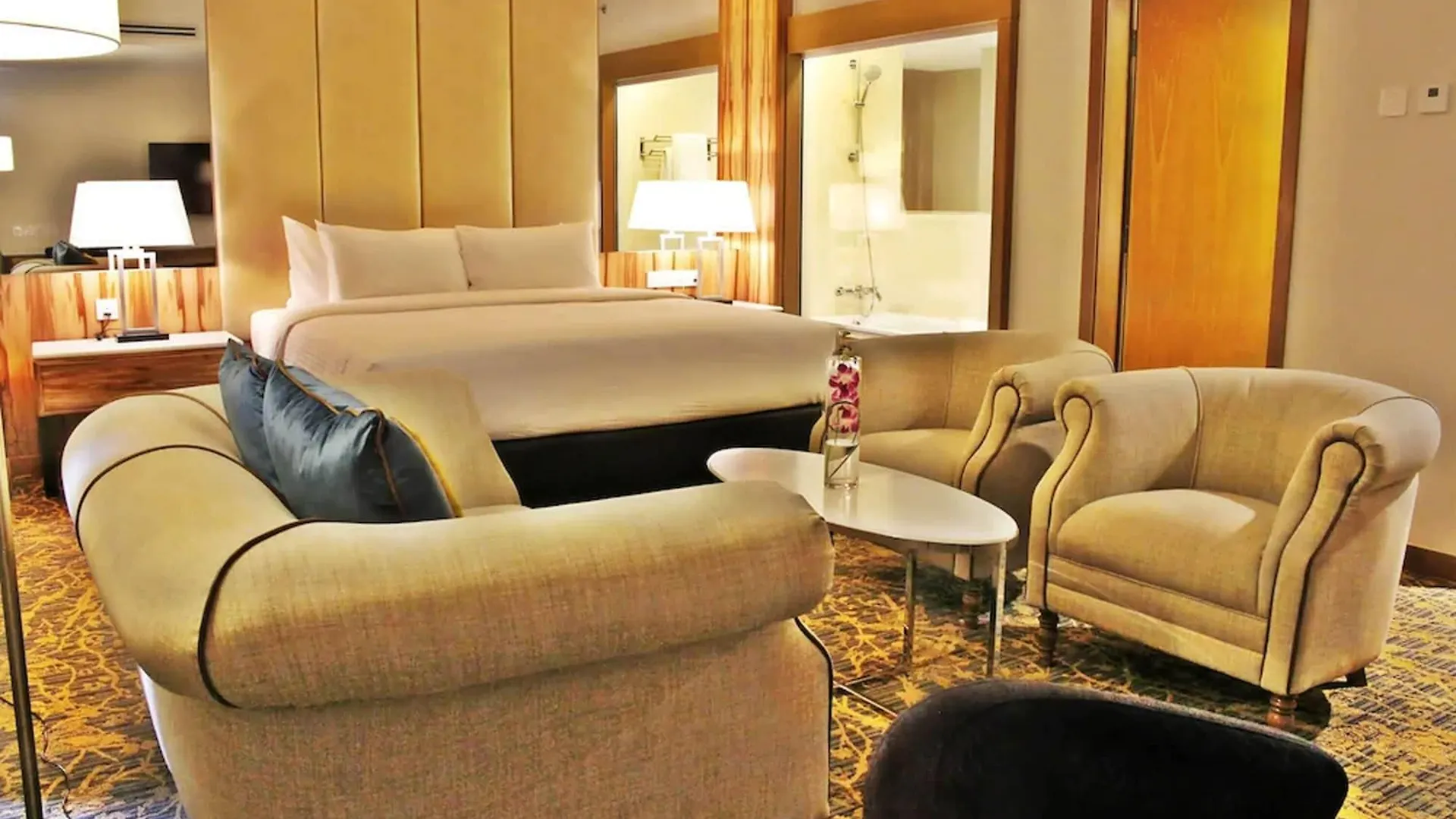 Holiday Villa Johor Bahru City Centre 4*,